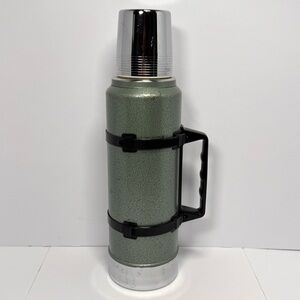 VTG Aladdin Stanley A-944B 1 Quart Green Hammertone Thermos USA w Handle Cup